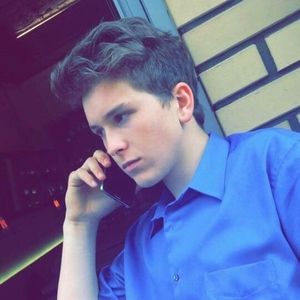 Meet your Posher, Alex